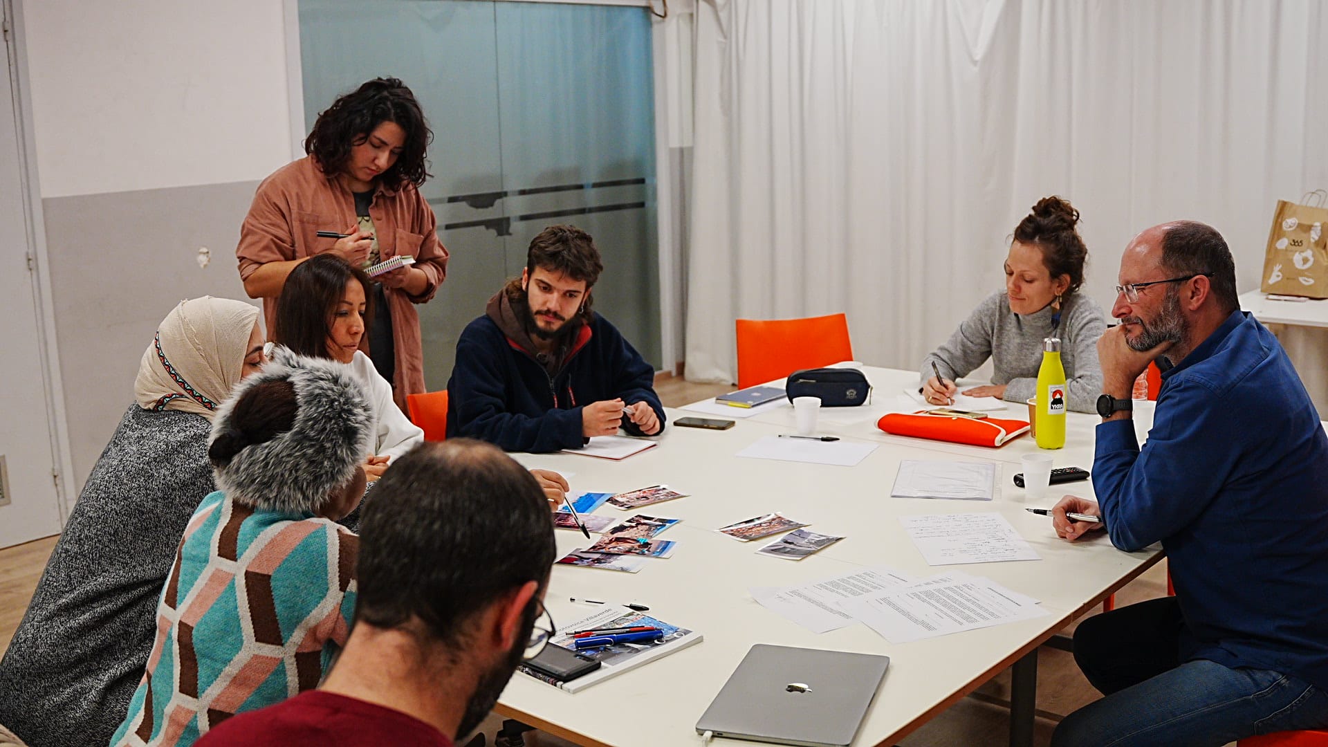 Methodological Retreat: Art, Collaboration, and Situated Research